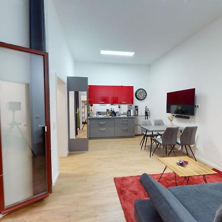 Sweethome - Luxus Pur - Grosse Kueche, Wifi Magdeburg Kültér fotó