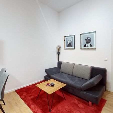 Sweethome - Luxus Pur - Grosse Kueche, Wifi Magdeburg Kültér fotó