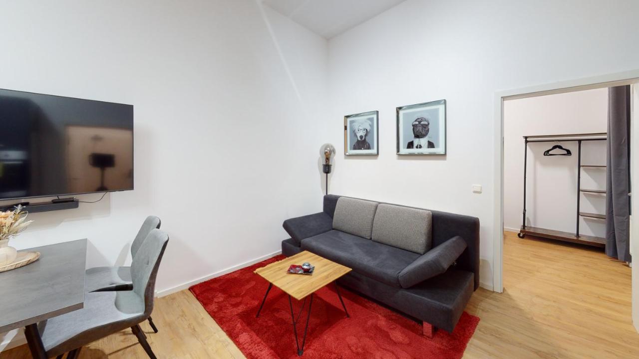 Sweethome - Luxus Pur - Grosse Kueche, Wifi Magdeburg Kültér fotó