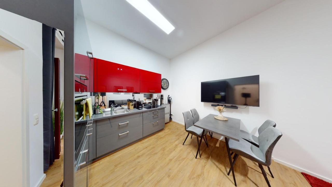 Sweethome - Luxus Pur - Grosse Kueche, Wifi Magdeburg Kültér fotó